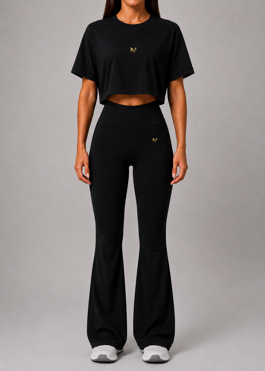 Maison Viloski SculptFit™ Cropped Tee & Flared Leggings Set
